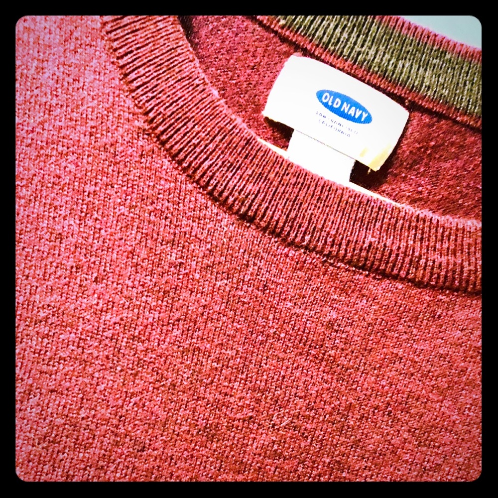 Men’s XL Maroon CrewNeck, Long-Sleeve Sweater